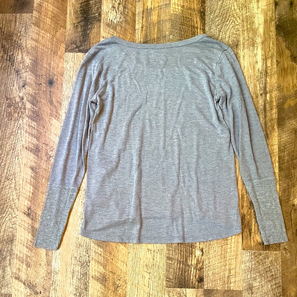 Grey deer long sleeve - Picture 3 of 3